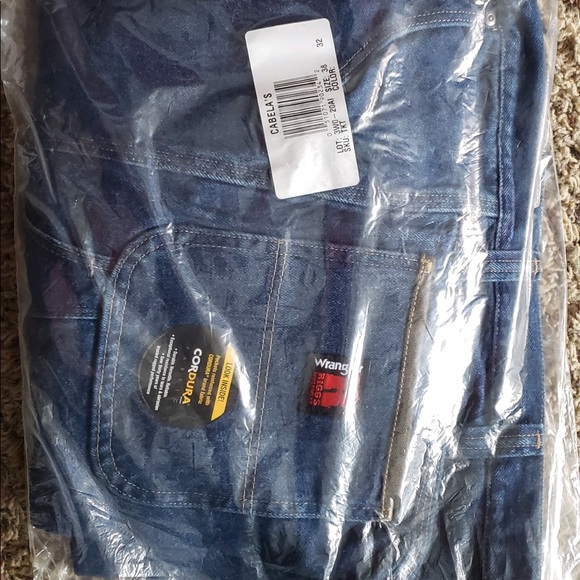 Wrangler Relaxed Fit Carpenter Jeans - Picture 2 of 2